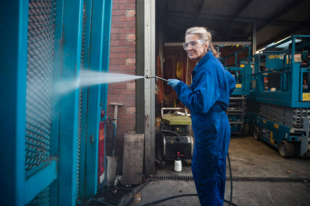 Best Pressure Washing Cost  in Freer, TX